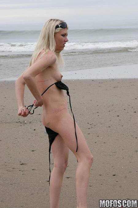 Ебля с блондинкой на пляже