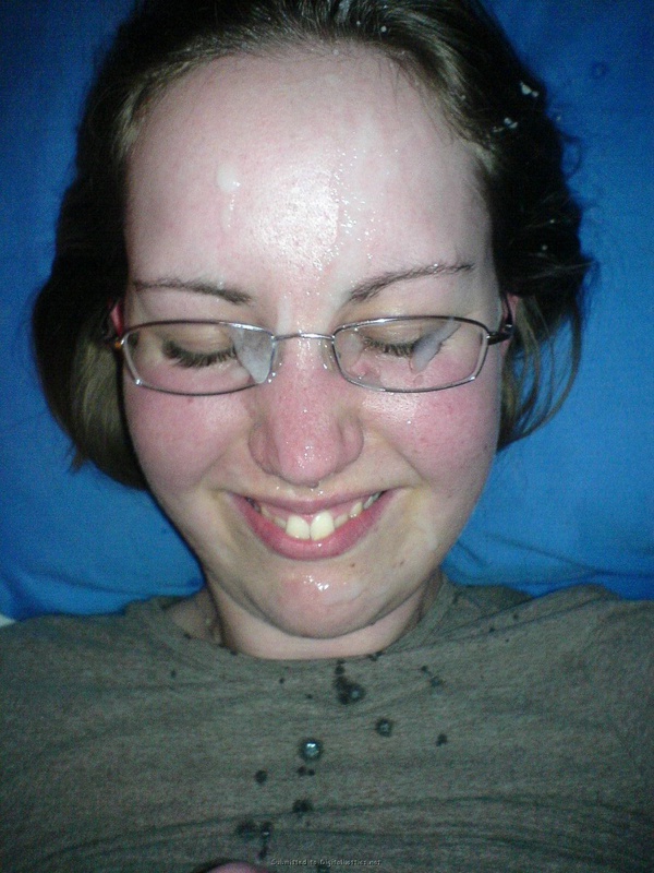 Умелая студентка кайфует от спермы на лице 10 фотография